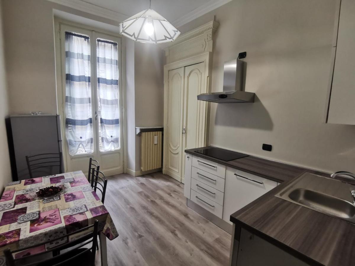Apartamento La Qualita' Al Quadrato Turín Exterior foto